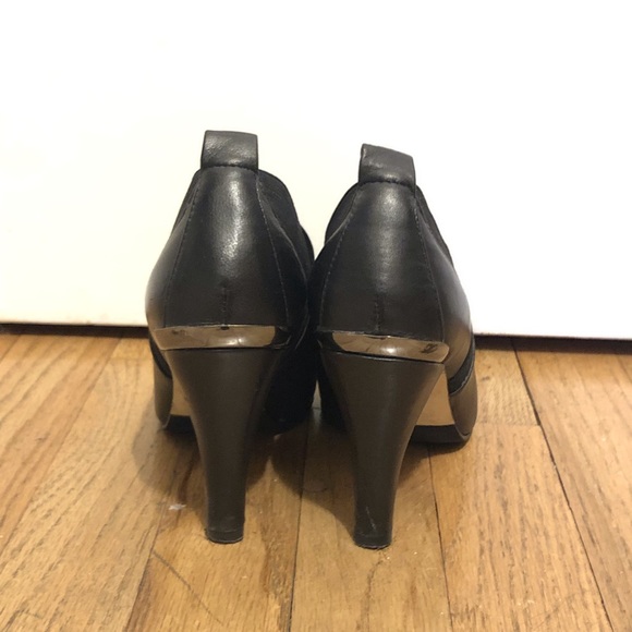 Adrienne Vittadini Black Booties - Picture 3 of 8